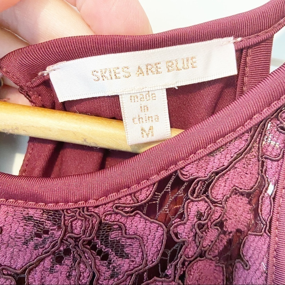 Skies are Blue | Lace Cold Shoulder Dress size Medium, M, Wine/Burgundy color. - Picture 3 of 13